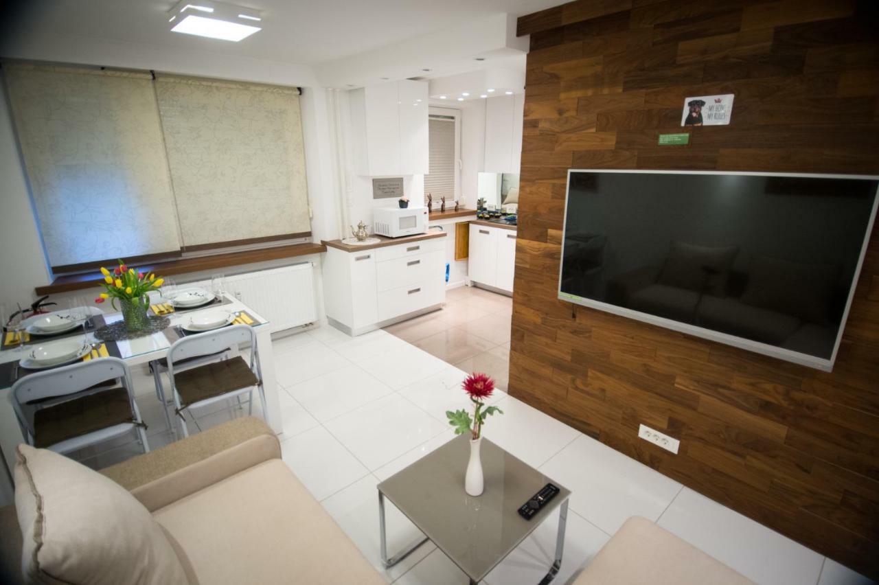 Apartma First Floor Flat (adults Only)